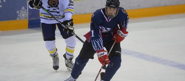 Игрок команды Грифоны Николай Лукашенко - Sputnik Беларусь