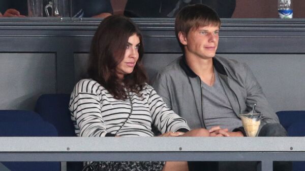 Футболист Андрей Аршавин со своей женой Алисой, архивное фото - Sputnik Беларусь