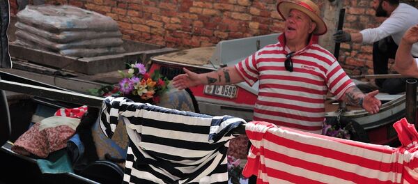 Разноцветная одежда - Sputnik Беларусь