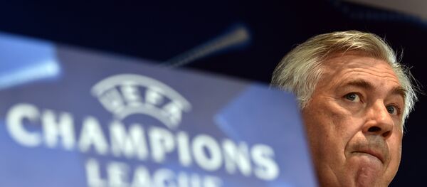 Итальянский футбольный тренер Карло Анчелотти Итальянский футбольный тренер Карло Анчелотти - Sputnik Беларусь