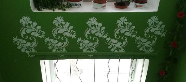 Украшенный подъезд в Гродно Украшенный подъезд в Гродно - Sputnik Беларусь