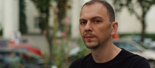 Продюсер финалистов Национального отбора на Евровидение от Беларуси Napoli Александр Слуцкий - Sputnik Беларусь