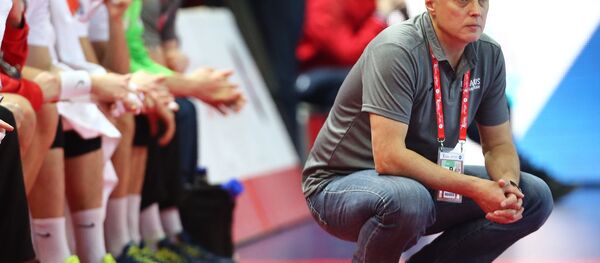 Главный тренер сборной Беларуси по гандболу Юрий Шевцов - Sputnik Беларусь