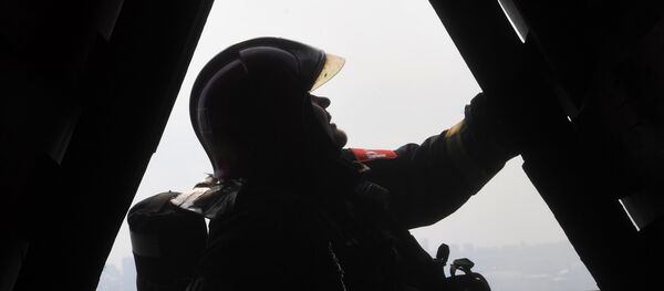 Пожарный МЧС 
 - Sputnik Беларусь