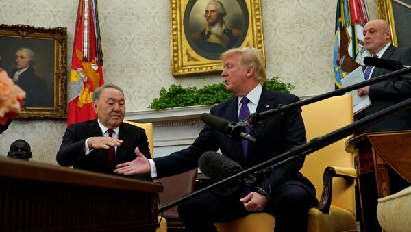 Президент США Дональд Трамп и президент Казахстана Нурсултан Назарбаев на встрече в Вашингтоне - Sputnik Беларусь