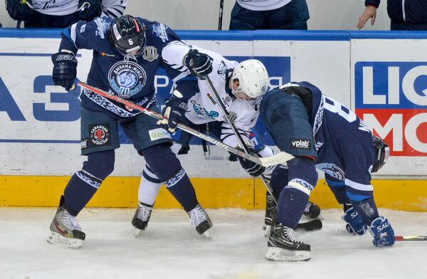 Зубры потеряли шанс попасть в плей-офф КХЛ - Sputnik Беларусь