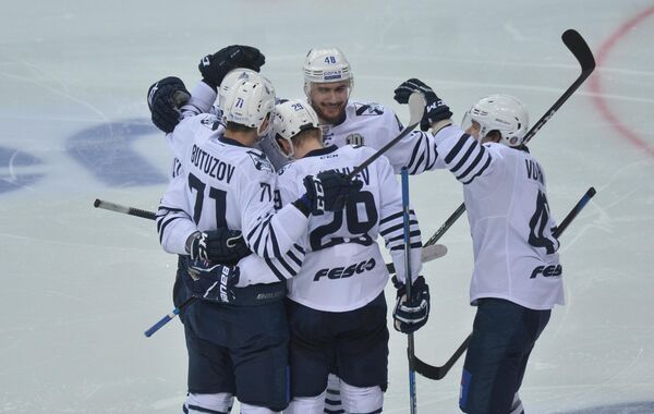 Моряки радуются победе - Sputnik Беларусь