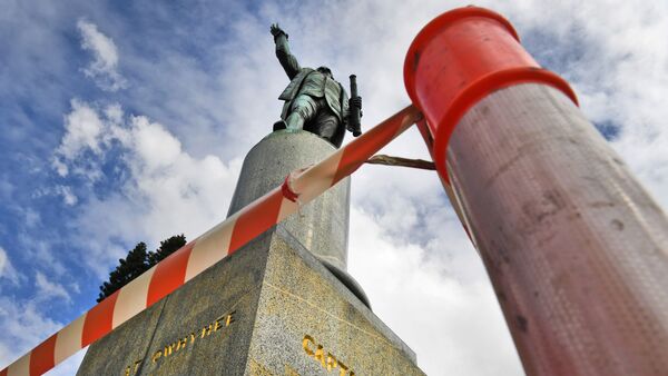 Памятник Джеймсу Куку в Мельбурне, архивное фото - Sputnik Беларусь