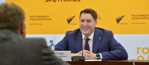 Заведующий консульским отделом Посольства Российской Федерации в Республике Беларусь Гавриил Мамонтов - Sputnik Беларусь