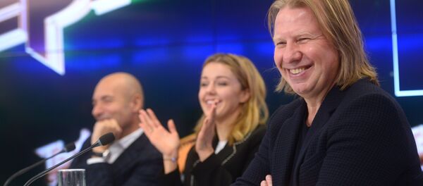 Игорь Крутой, Юлианна Караулова и Виктор Дробыш - Sputnik Беларусь