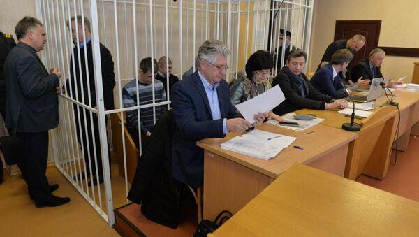 Суд по делу о взятках в Фонде соцзащиты и Нацбанке - Sputnik Беларусь