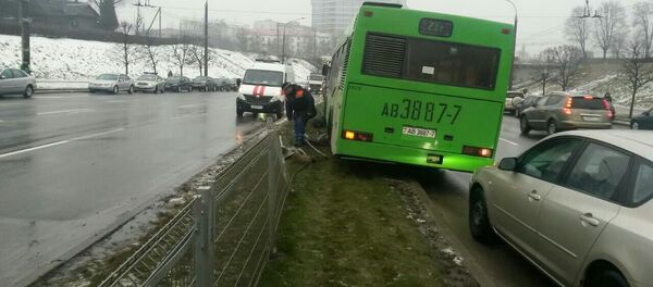 ДТП с рейсовым автобусом в Минске ДТП с рейсовым автобусом в Минске - Sputnik Беларусь