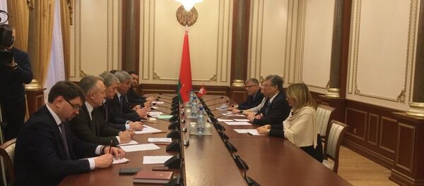 Андрейченко на встрече с Ломбарди в белорусском парламенте Андрейченко на встрече с Ломбарди в белорусском парламенте - Sputnik Беларусь