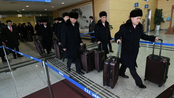Прибытие делегации КНДР в Южную Корею - Sputnik Беларусь