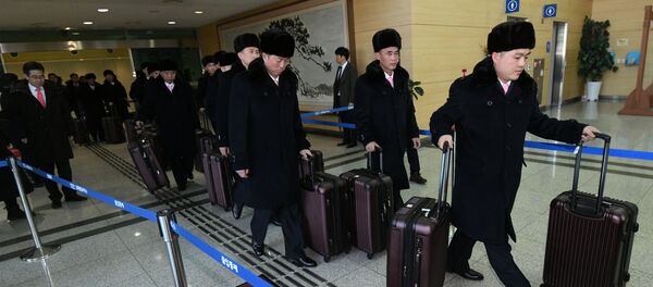 Прибытие делегации КНДР в Южную Корею - Sputnik Беларусь