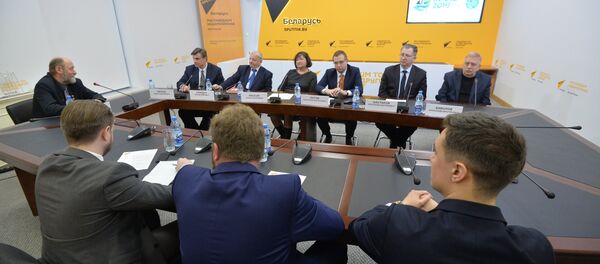 Круглый стол на тему: Многоязычие и культурное наследие II Европейских игр 2019 года - Sputnik Беларусь