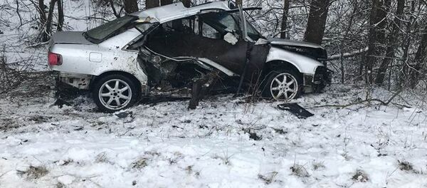 Авария в Лидском районе Авария в Лидском районе - Sputnik Беларусь