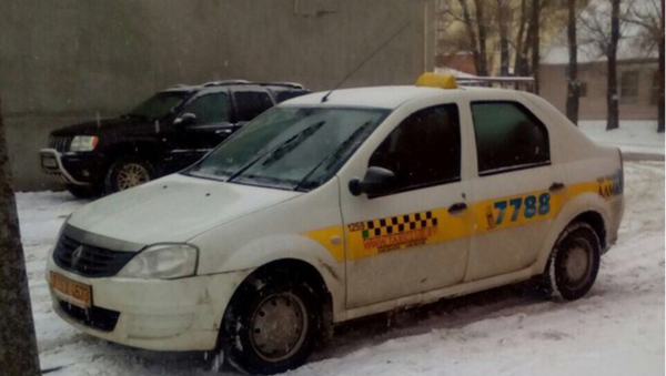 Пьяный таксист, лишенный прав, задержан в Минске - Sputnik Беларусь