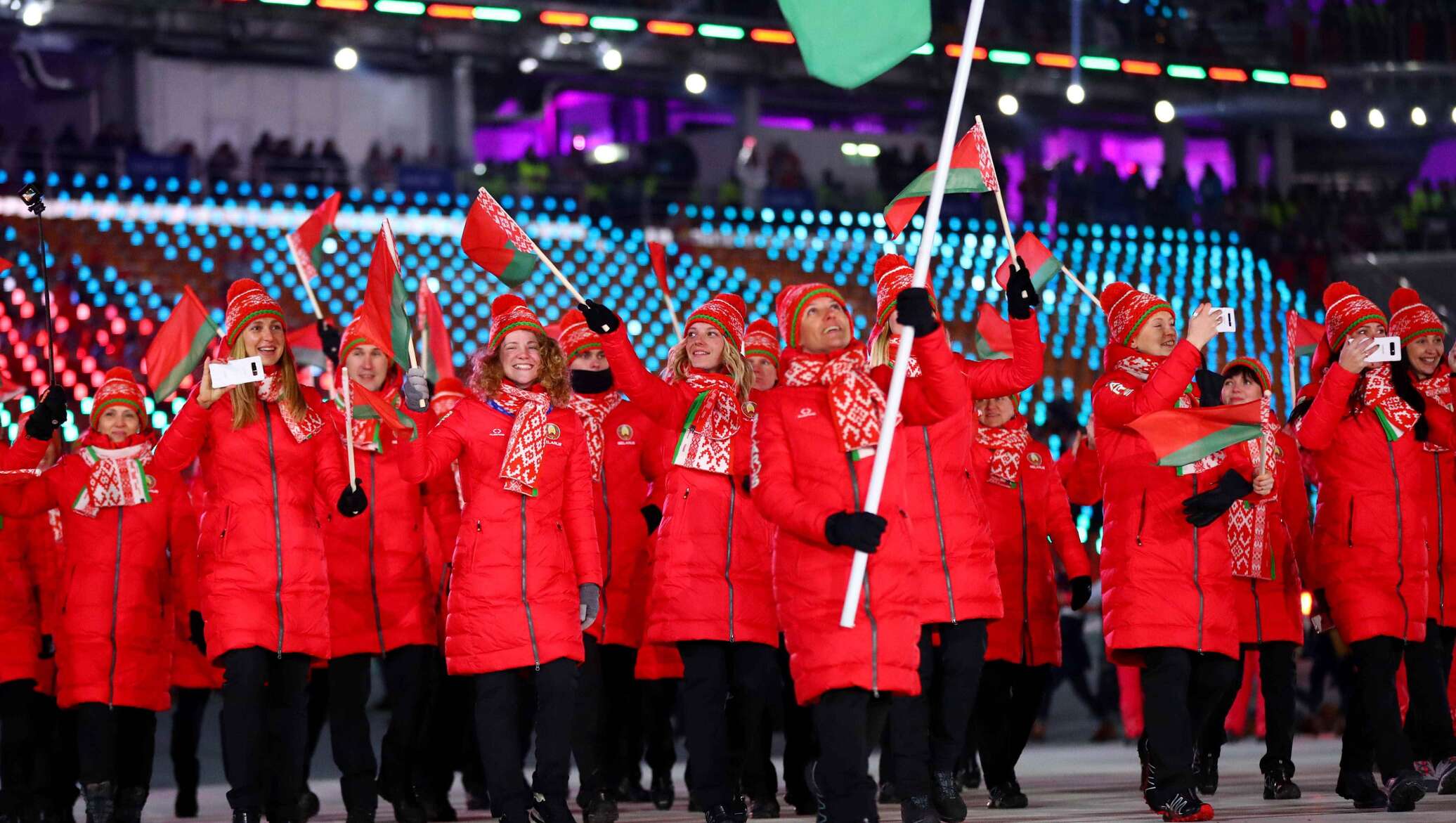 Олимпиады беларусь. Олимпийская сборная Беларуси 2018. Сборная Белоруссии олимпиада 2014 открытие. Белорусская сборная на Олимпиаде. Выступление белорусов на Олимпиаде.