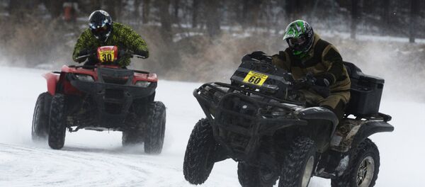 Соревнования квадроциклистов, архивное фото Соревнования квадроциклистов, архивное фото - Sputnik Беларусь