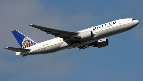 United Airlines Boeing 777 - Sputnik Беларусь