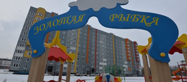 Семь многоэтажек жилого комплекса Магистр были построены для научной и творческой интеллигенции Семь многоэтажек жилого комплекса Магистр были построены для научной и творческой интеллигенции - Sputnik Беларусь