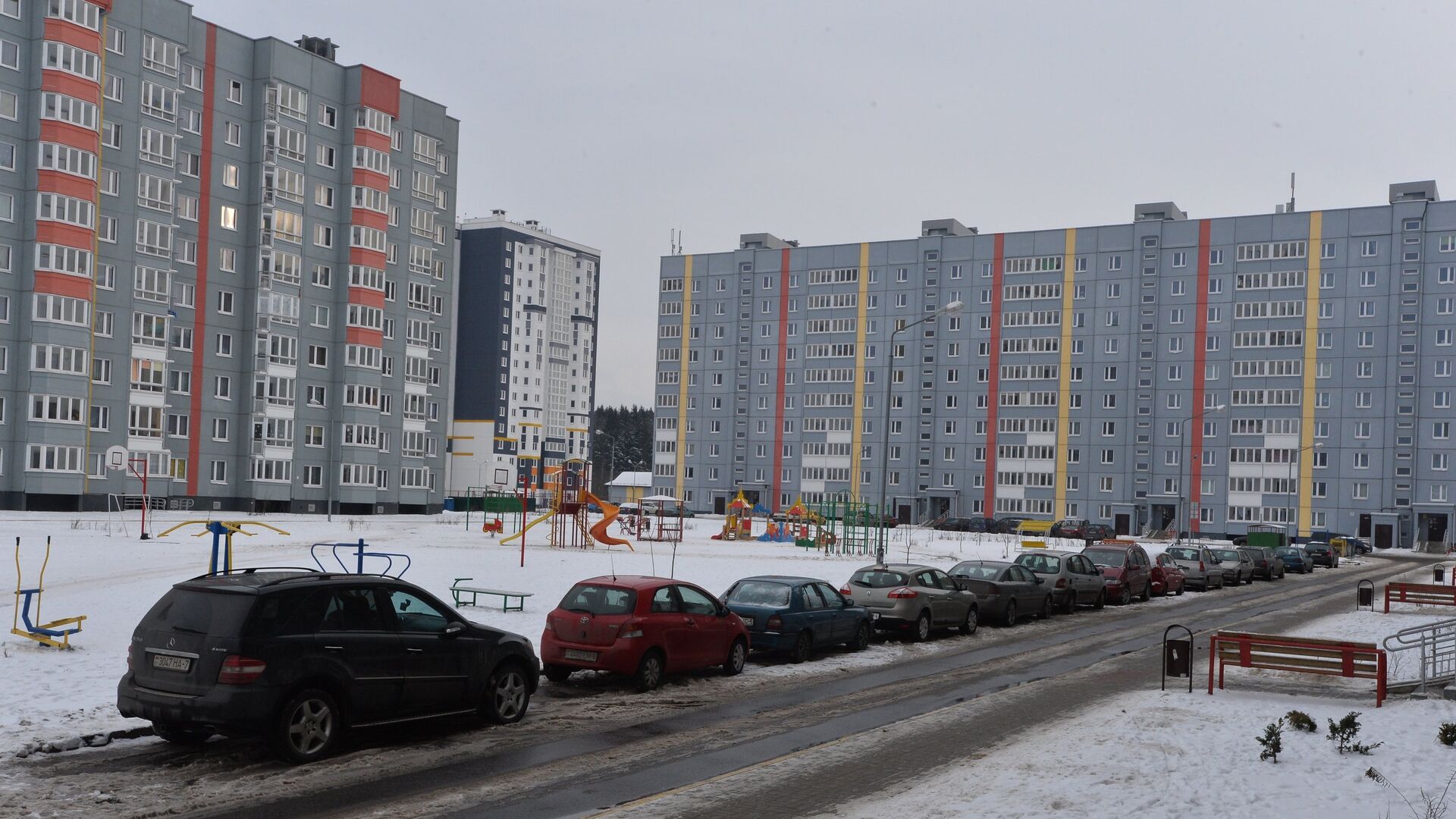 Для многих жильцов арендных квартир плата начисляется с понижающим коэффициентом, но жилой комплекс Магистр под эту норму не подпадает - Sputnik Беларусь, 1920, 13.01.2022