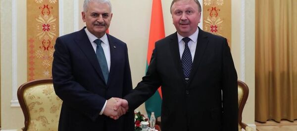 Андрей Кобяков во время встречи в Минске с главой правительства Турции Бинали Йылдырымом - Sputnik Беларусь