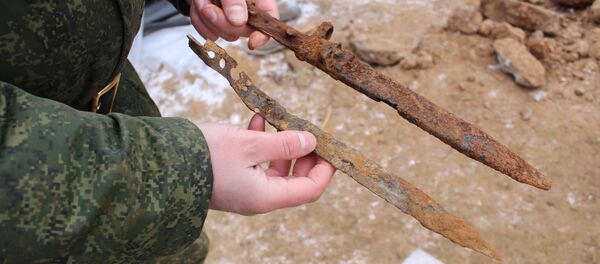 Два штык-ножа бойцов Красной армии найдены на месте захоронения - Sputnik Беларусь