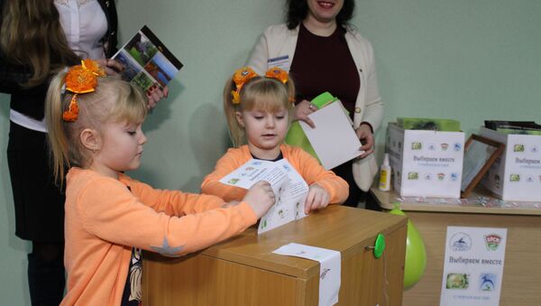 Детский избирательный участок в Гродно - Sputnik Беларусь