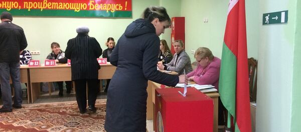 Выборах в местные Советы депутатов на участке №71 в Бобруйске - Sputnik Беларусь