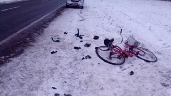 Водитель сбил велосипедистку и скрылся с места ДТП - Sputnik Беларусь