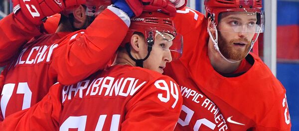Российские игроки радуются заброшенной шайбе в четвертьфинальном матче Россия - Норвегия - Sputnik Беларусь