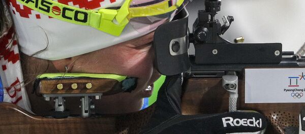 Дарья Домрачева в женской эстафете завоевала золото - Sputnik Беларусь