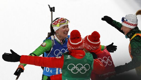 Белорусские биатлонистки выигрывают олимпийское золото Пхенчхана в классической эстафете - Sputnik Беларусь