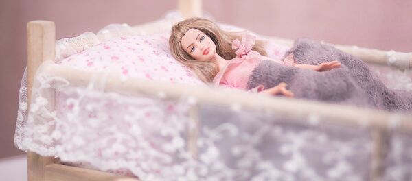 Кукла в постели - Sputnik Беларусь