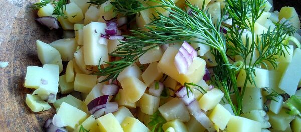 Бульбяная салата Бульбяная салата - Sputnik Беларусь