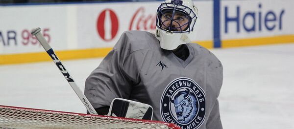 Голкипер ХК Динамо-Минск Юнас Энрот - Sputnik Беларусь