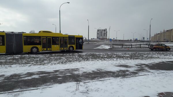 Автобус и такси столкнулись в Бресте - Sputnik Беларусь