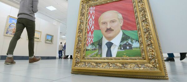 Портрет президента Беларуси Александра Лукашенко Портрет президента Беларуси Александра Лукашенко - Sputnik Беларусь