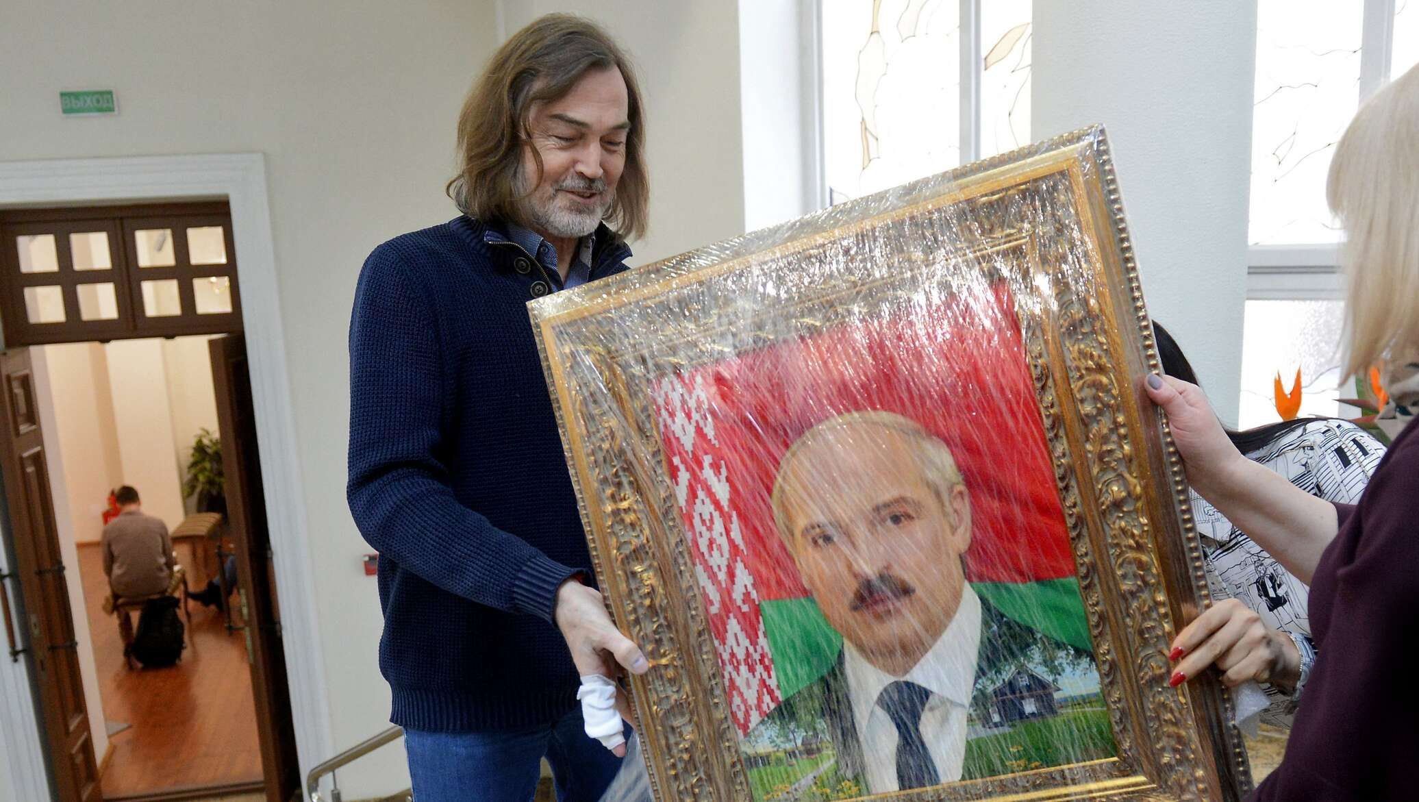 Никас Сафронов портрет Лукашенко