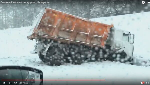 Видеофакт: пробка и череда аварий на трассе Минск – Витебск - Sputnik Беларусь