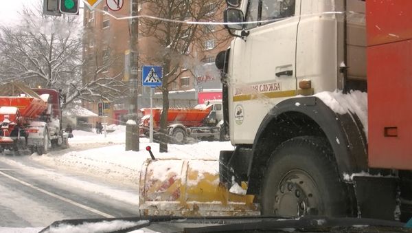 Минск борется с последствиями снегопада - Sputnik Беларусь
