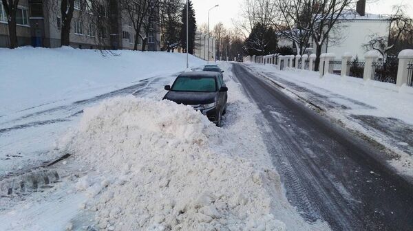 Сугробы в Минске - Sputnik Беларусь