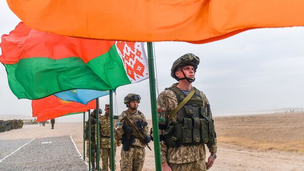 Вучэнні АДКБ у Таджыкістане - Sputnik Беларусь