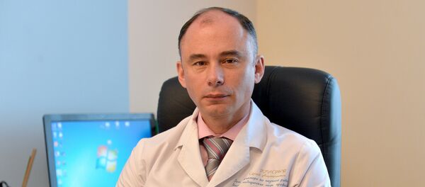 Заместитель директора по научной работе РНПЦ онкологии и медицинской радиологии им. Н. Н. Александрова Сергей Красный Заместитель директора по научной работе РНПЦ онкологии и медицинской радиологии им. Н. Н. Александрова Сергей Красный - Sputnik Беларусь