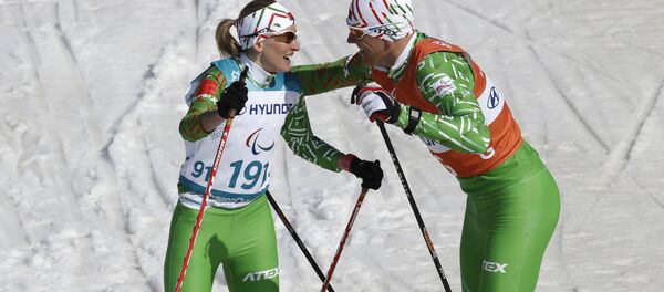 Паралимпийцы Светлана Сахоненко и Роман Ященко - Sputnik Беларусь