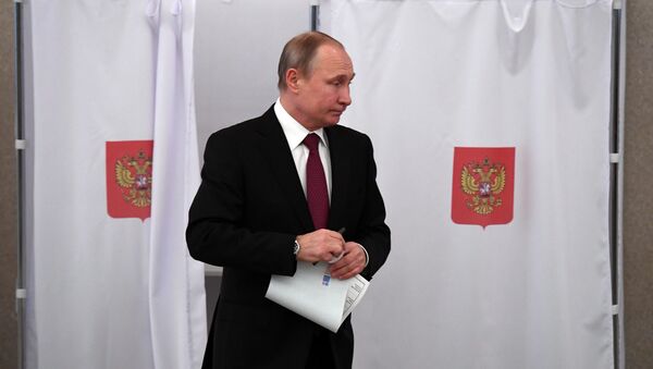 Владимир Путин проголосовал на выборах президента России - Sputnik Беларусь