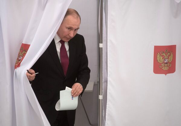Я уверен в правильности той программы, которую предлагаю стране, - заявил Путин - Sputnik Беларусь