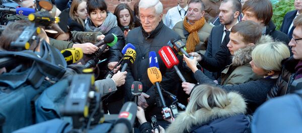 Посол России в Беларуси Александр Суриков общается с журналистами - Sputnik Беларусь